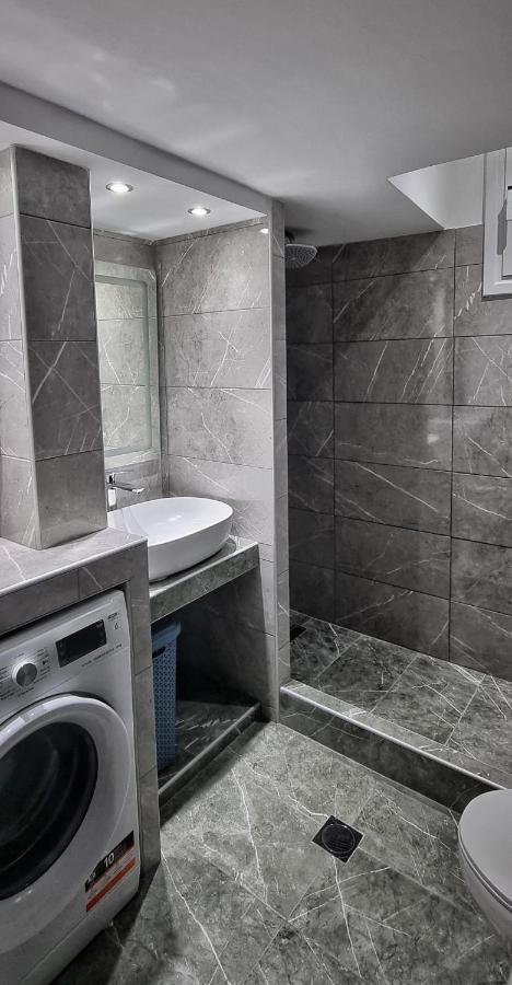 Mimarxos Luxury Apartments Халкис Екстериор снимка