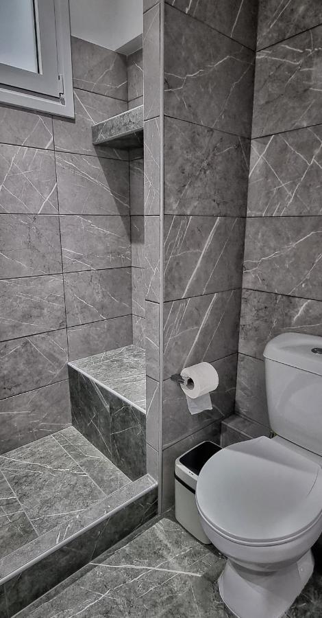 Mimarxos Luxury Apartments Халкис Екстериор снимка