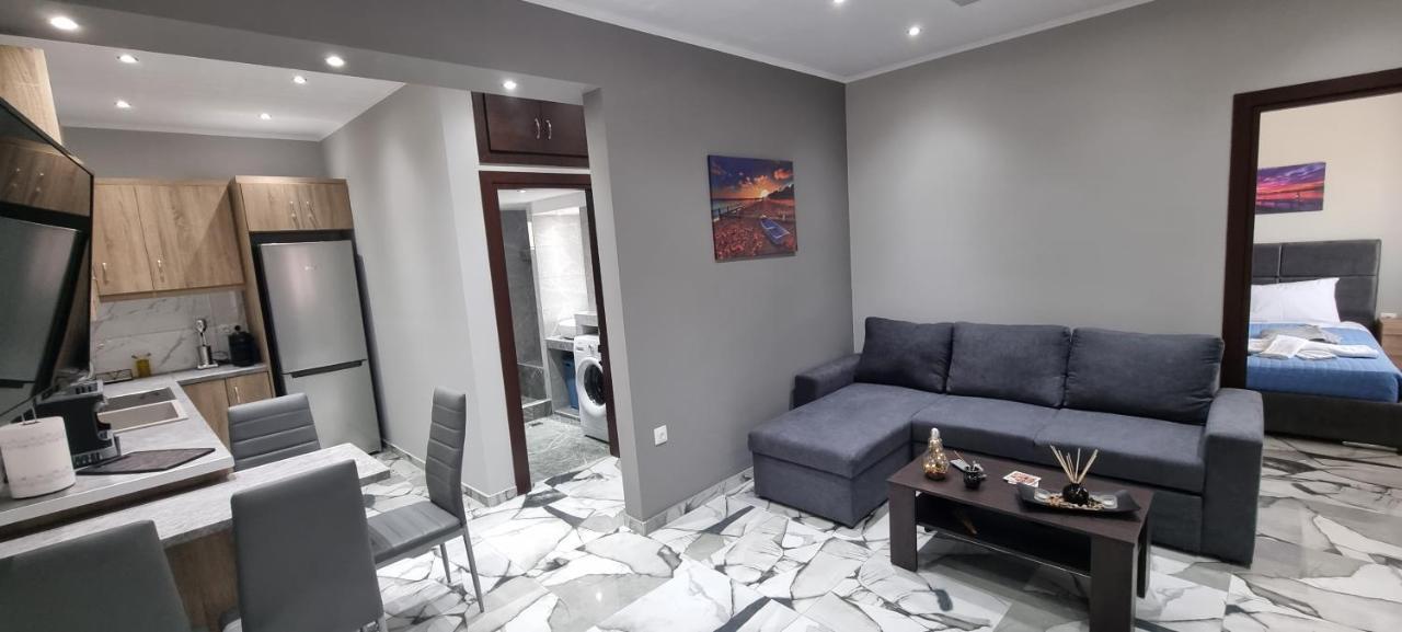 Mimarxos Luxury Apartments Халкис Екстериор снимка